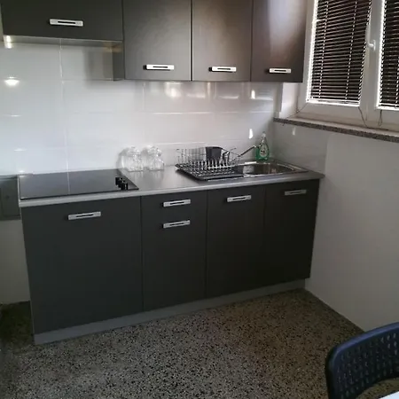 Apartment Suncani Stan Pula
